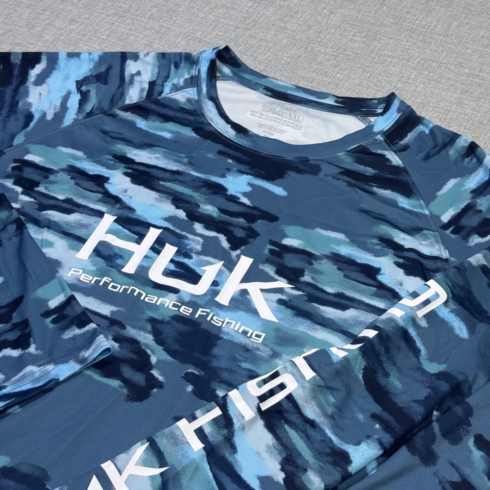 Huk Performance Camouflage Fishing Shirt Mens 2XL Blue Long Sleeve Crewneck